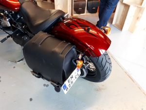 Sacoche Myleatherbikes Harley Dyna Street Bob_28